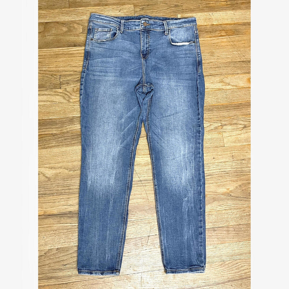 Old Navy Rockstar stretch slim  Women jeans size16 Great condition